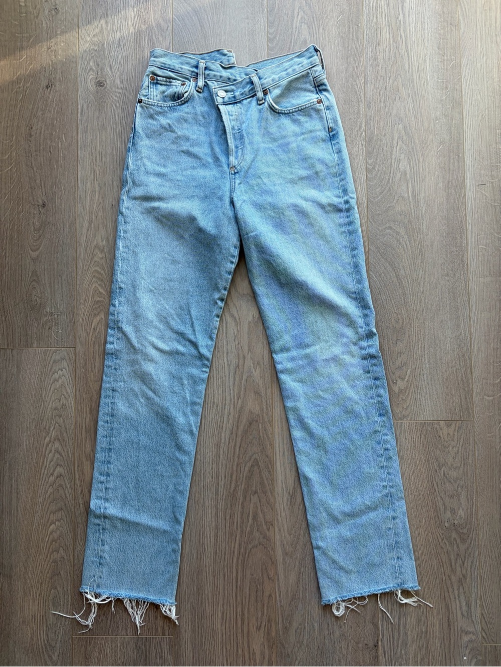 AGOLDE Criss Cross High-Rise Light Blue Organic Cotton Jeans – Size 25 💙👖